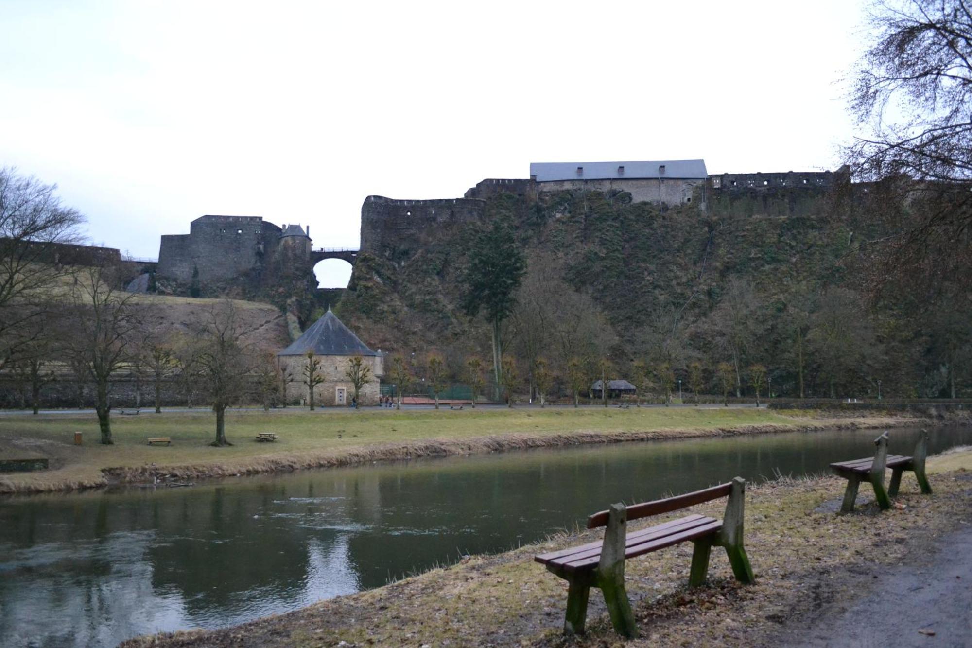 Gite La Gernelle Bouillon Kültér fotó